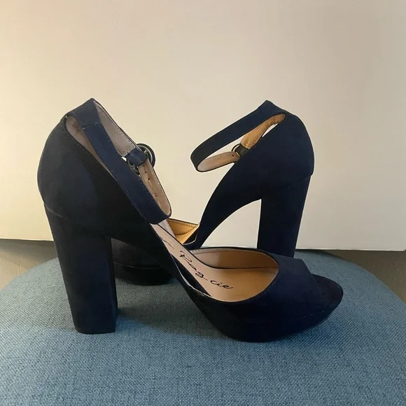 American Rag Cie Areeta Womens size 10 Solid Peep toe Platform Heels - Picture 7 of 12